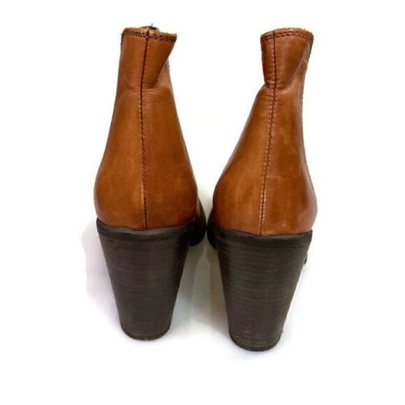 CARVELA Kurt Geiger Vintage Ankle Boot - Size 38 - Picture 3 of 6